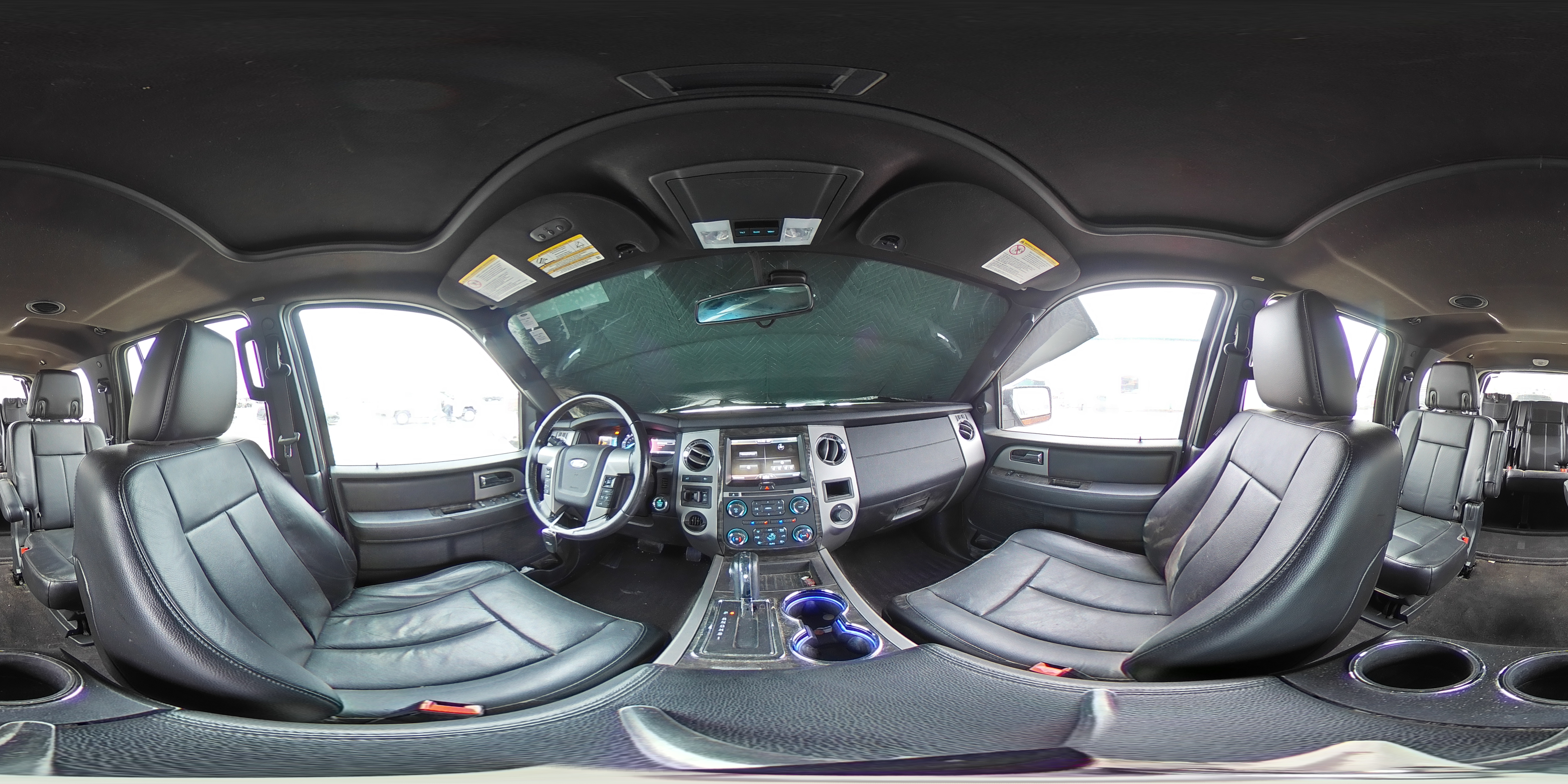 2015 Ford Expedition - Image 14