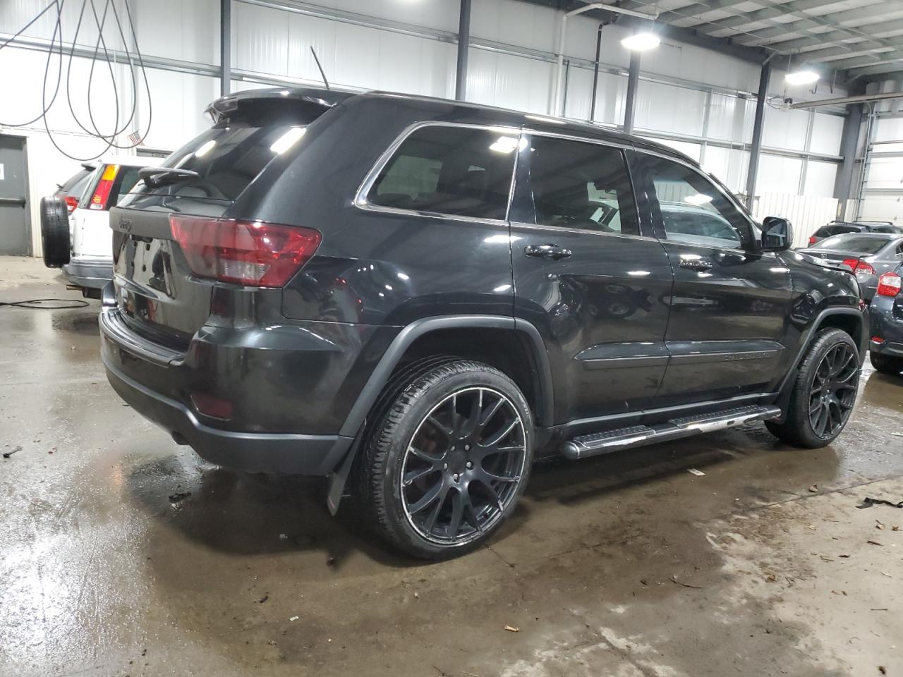 2013 Jeep Grand Cherokee - Image 3