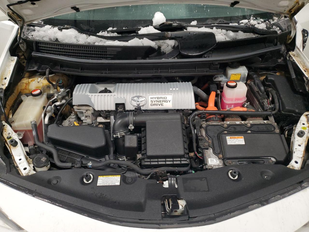 2016 Toyota Prius - Image 11