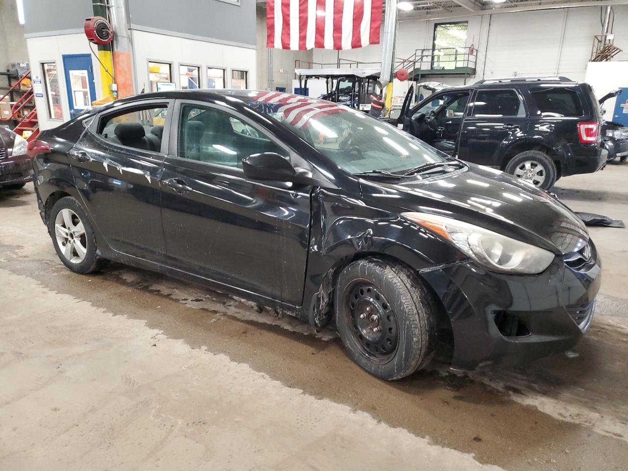 2012 Hyundai Elantra - Image 4