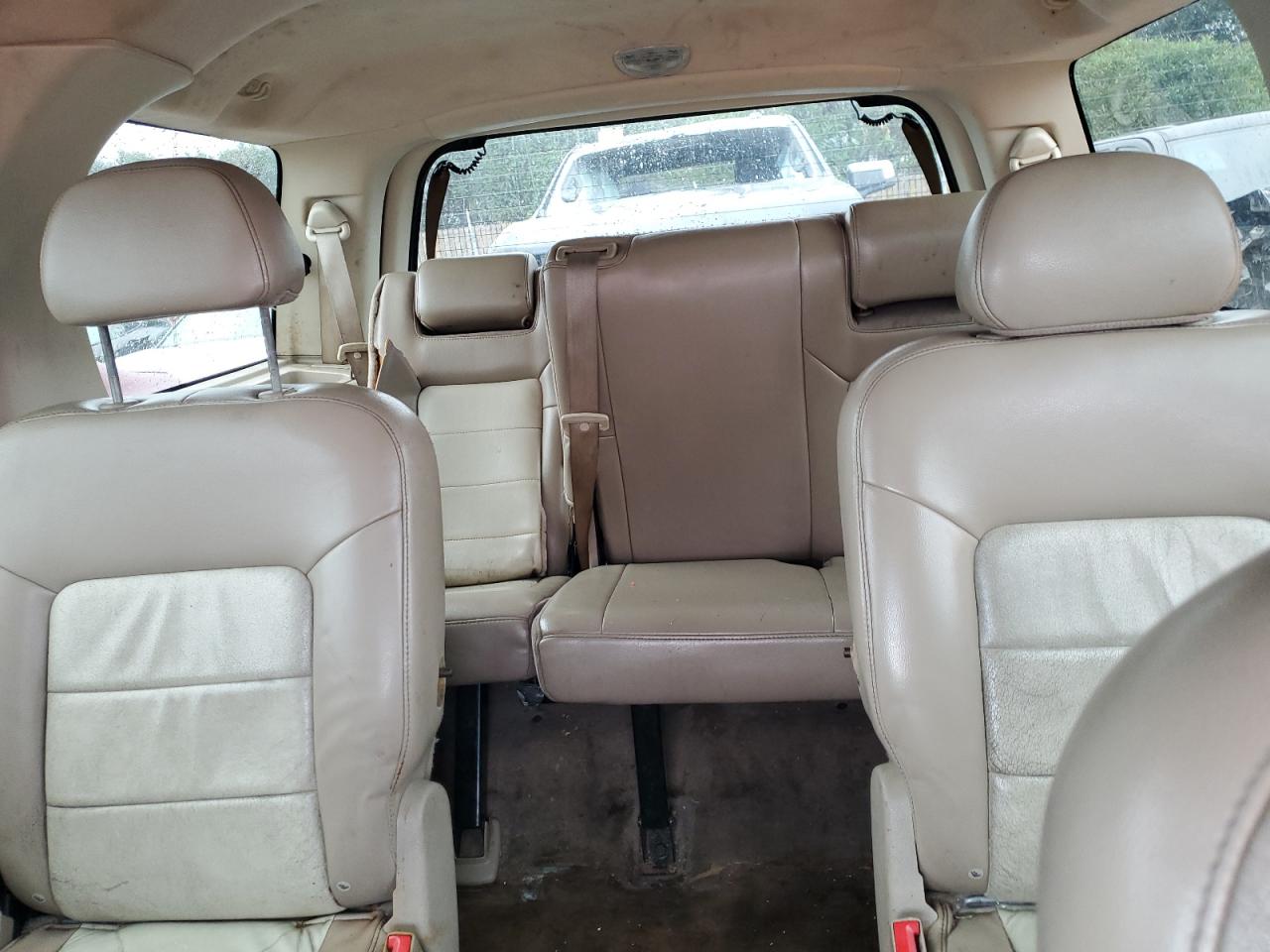 2004 Ford Expedition - Image 10