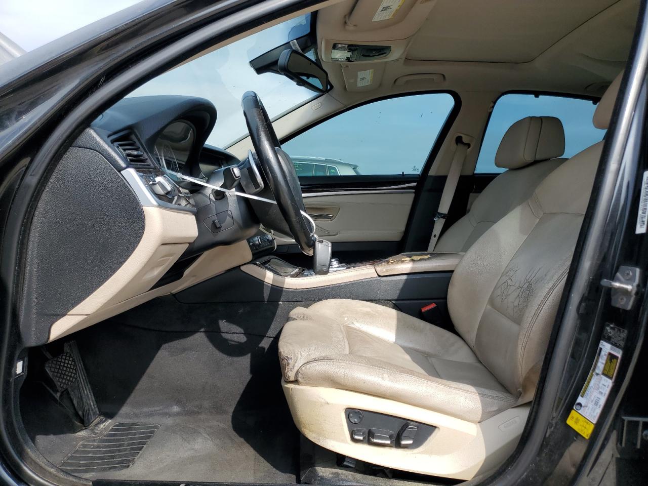 2011 BMW 5 Series VIN: WBAFR1C5BC749333 Lot: 44725445