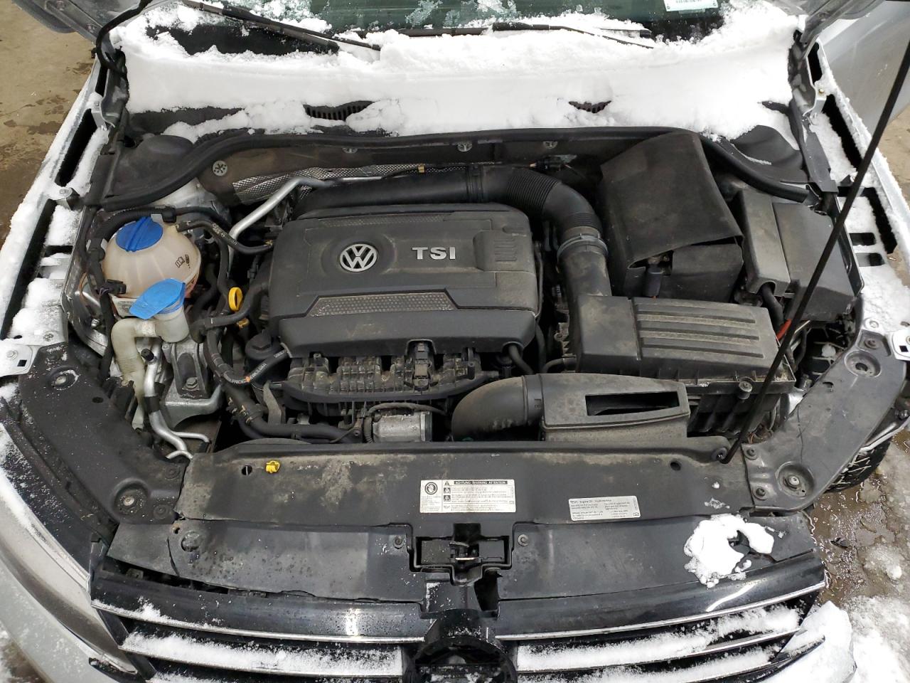 2015 Volkswagen Jetta - Image 11