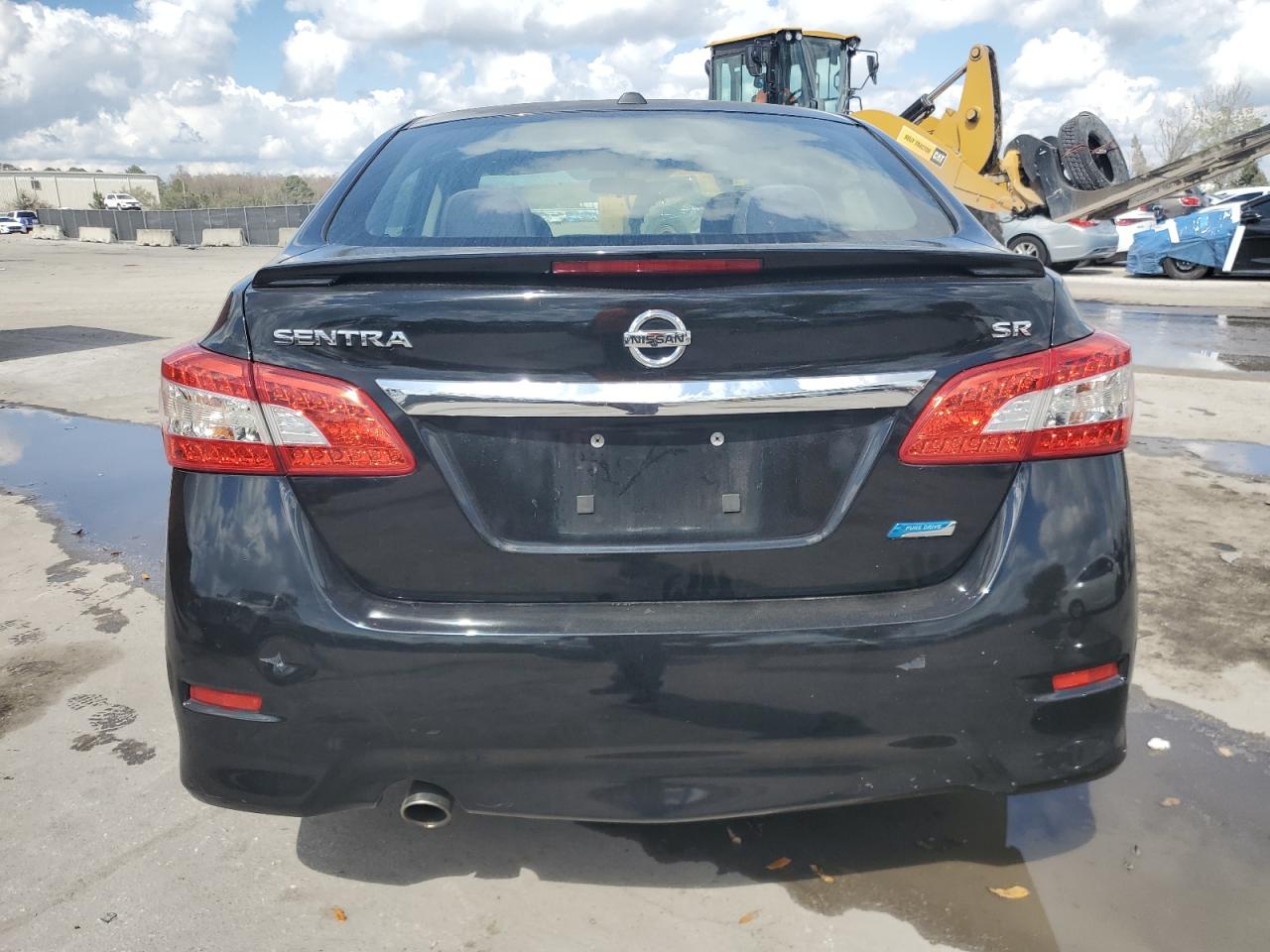2014 Nissan Sentra - Image 6