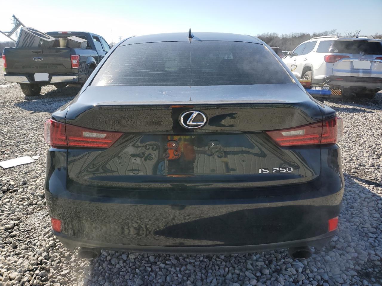 2014 Lexus IS - Image 6