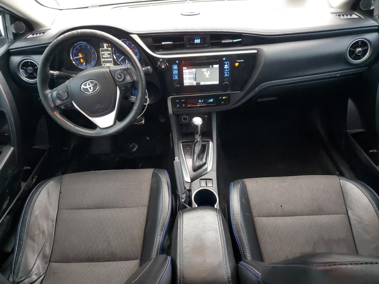 2017 Toyota Corolla - Image 8