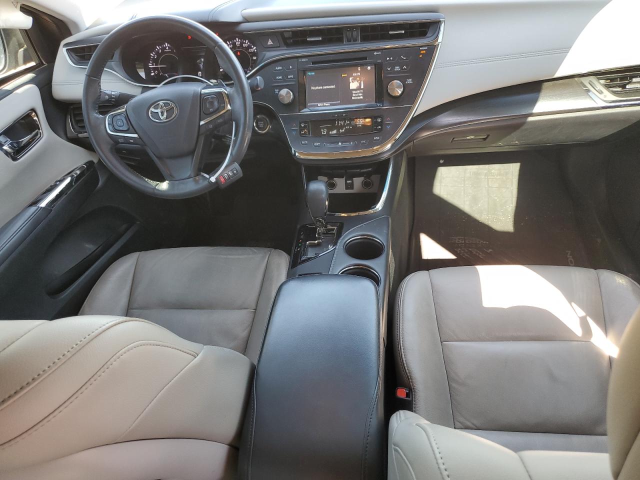 2017 Toyota Avalon - Image 8