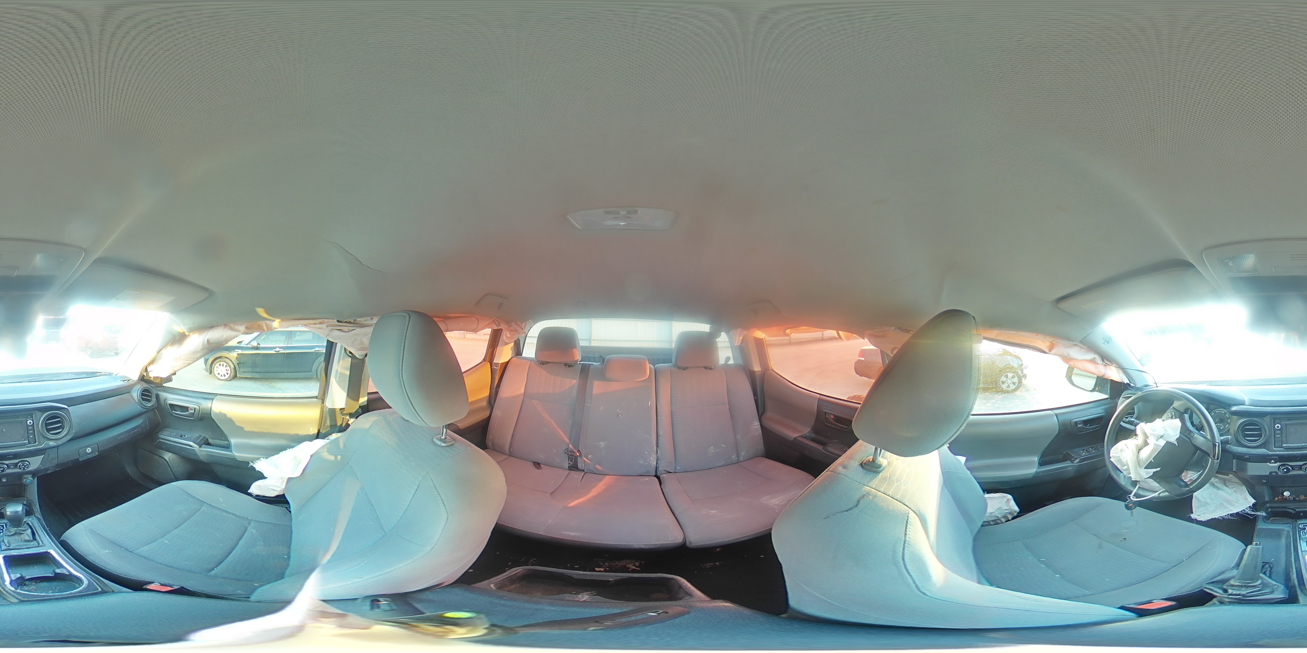 2018 Toyota Tacoma - Image 13