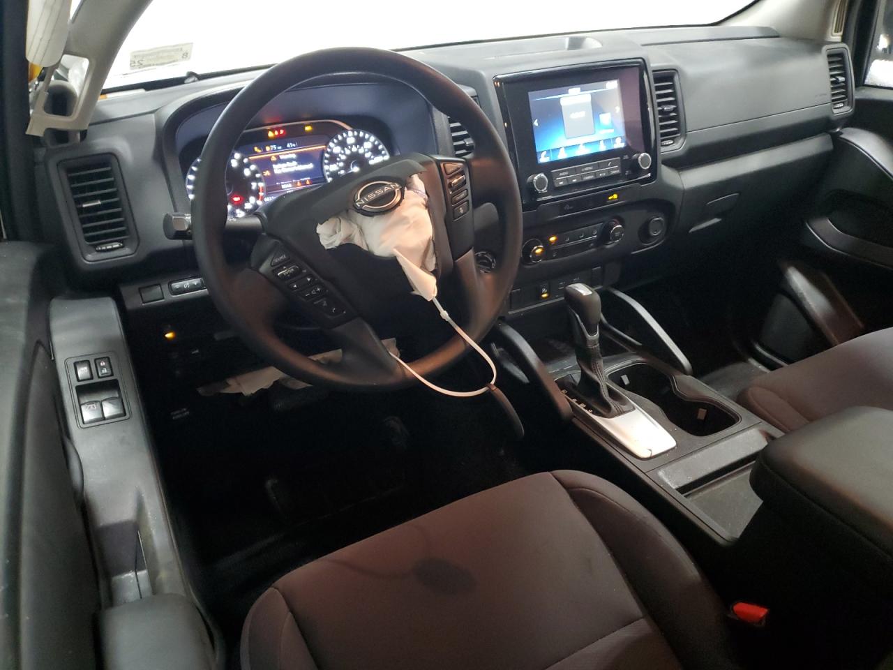 2024 Nissan Navara (Frontier) - Image 8