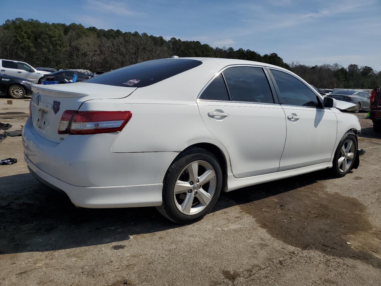 2010 Toyota Camry - Image 3