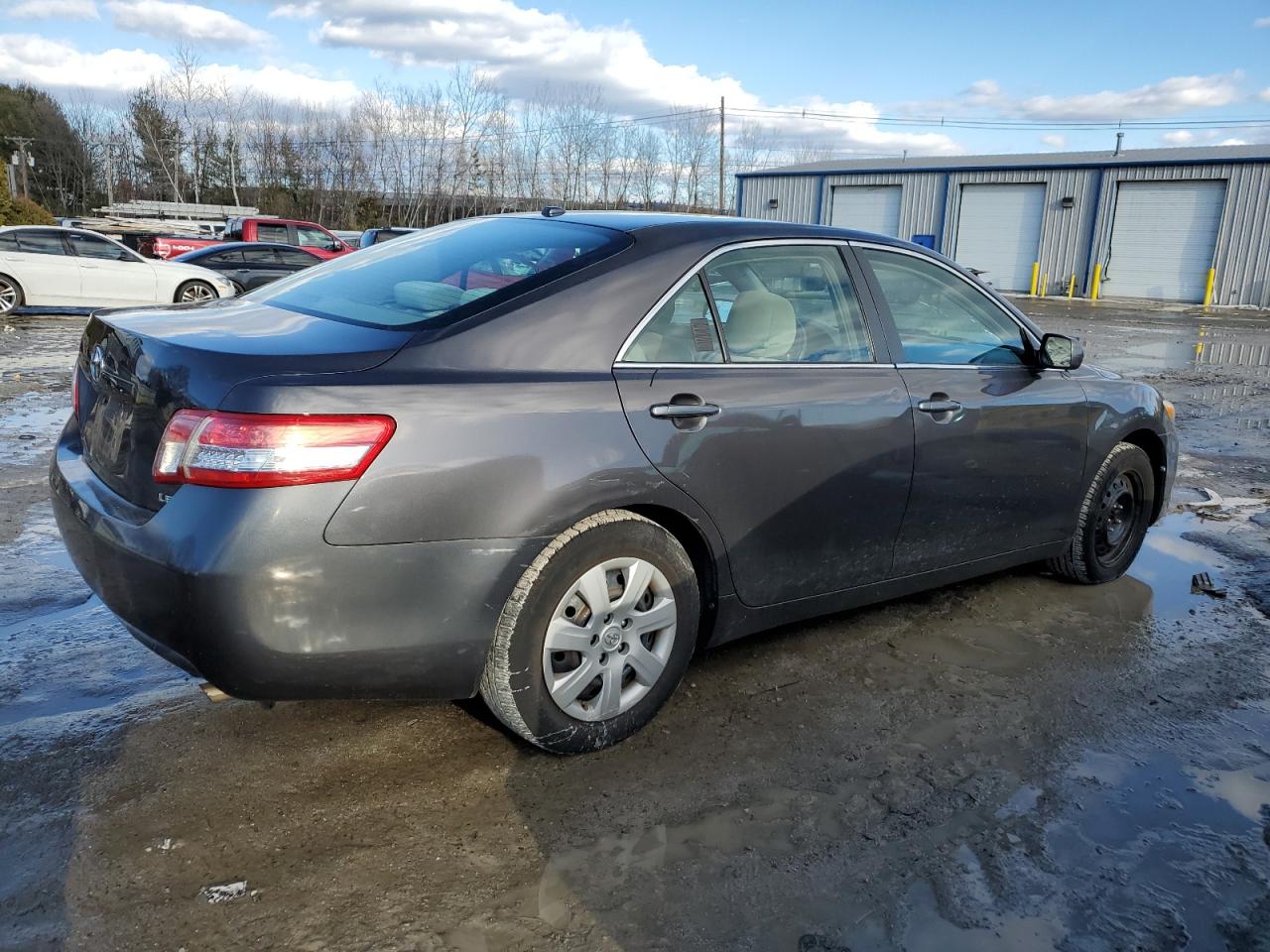 2010 Toyota Camry - Image 3