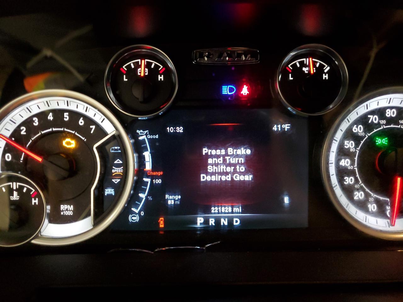 2013 RAM 1500 - Image 9