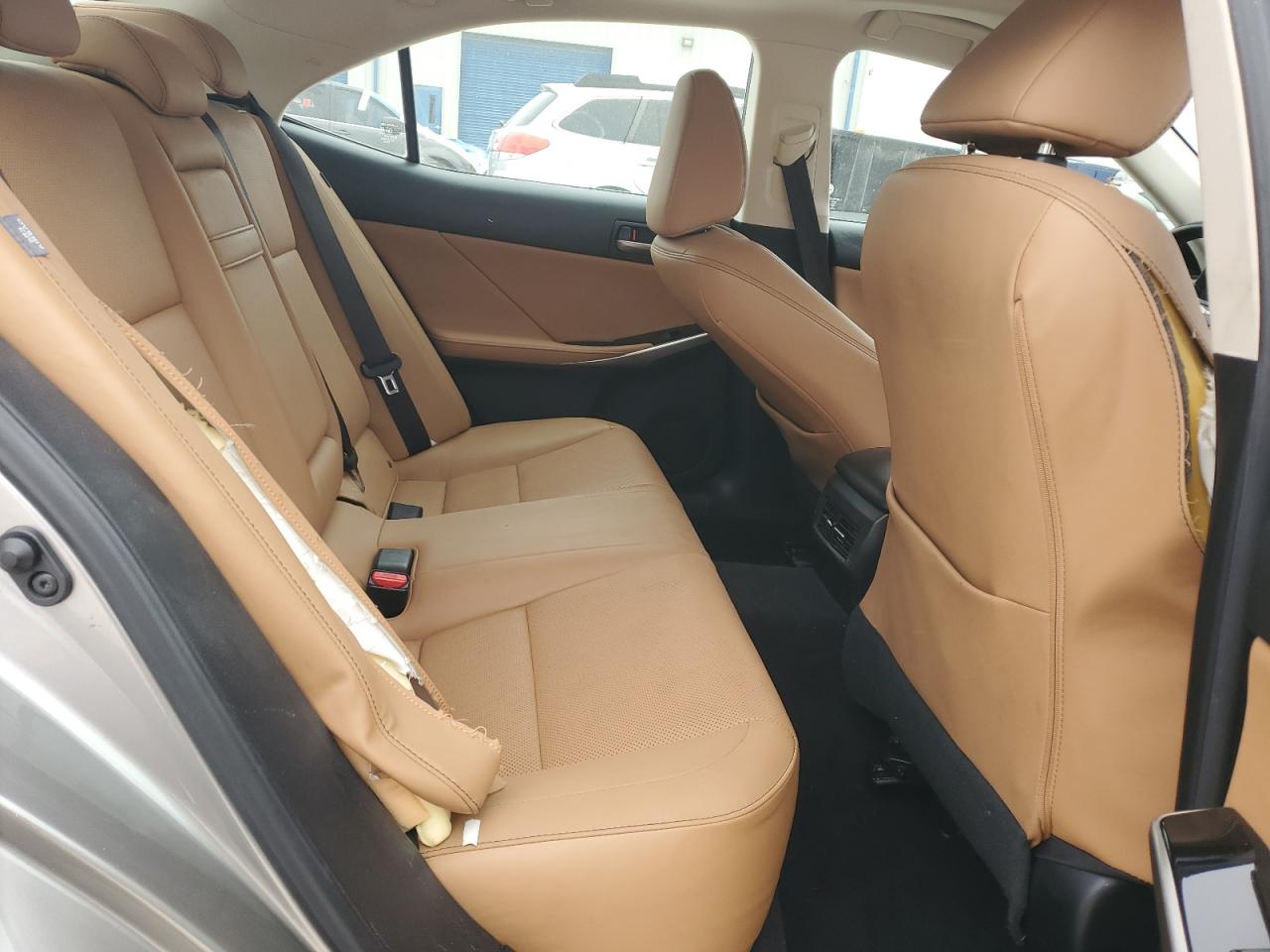 2019 Lexus IS - Image 10