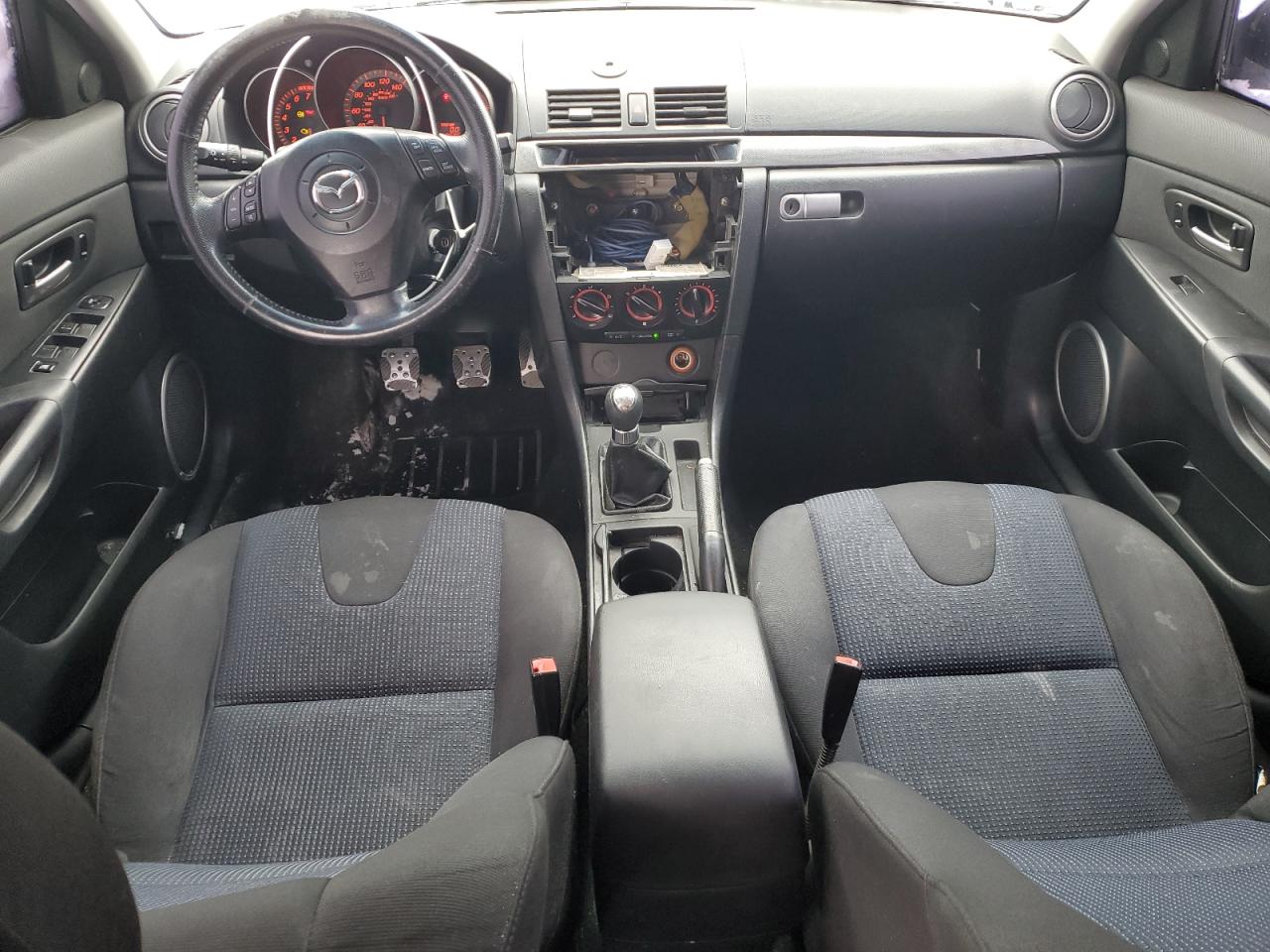 2004 Mazda 3 - Image 8