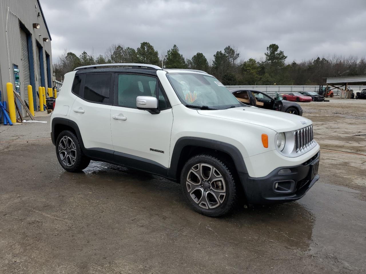 2016 Jeep Renegade - Image 4