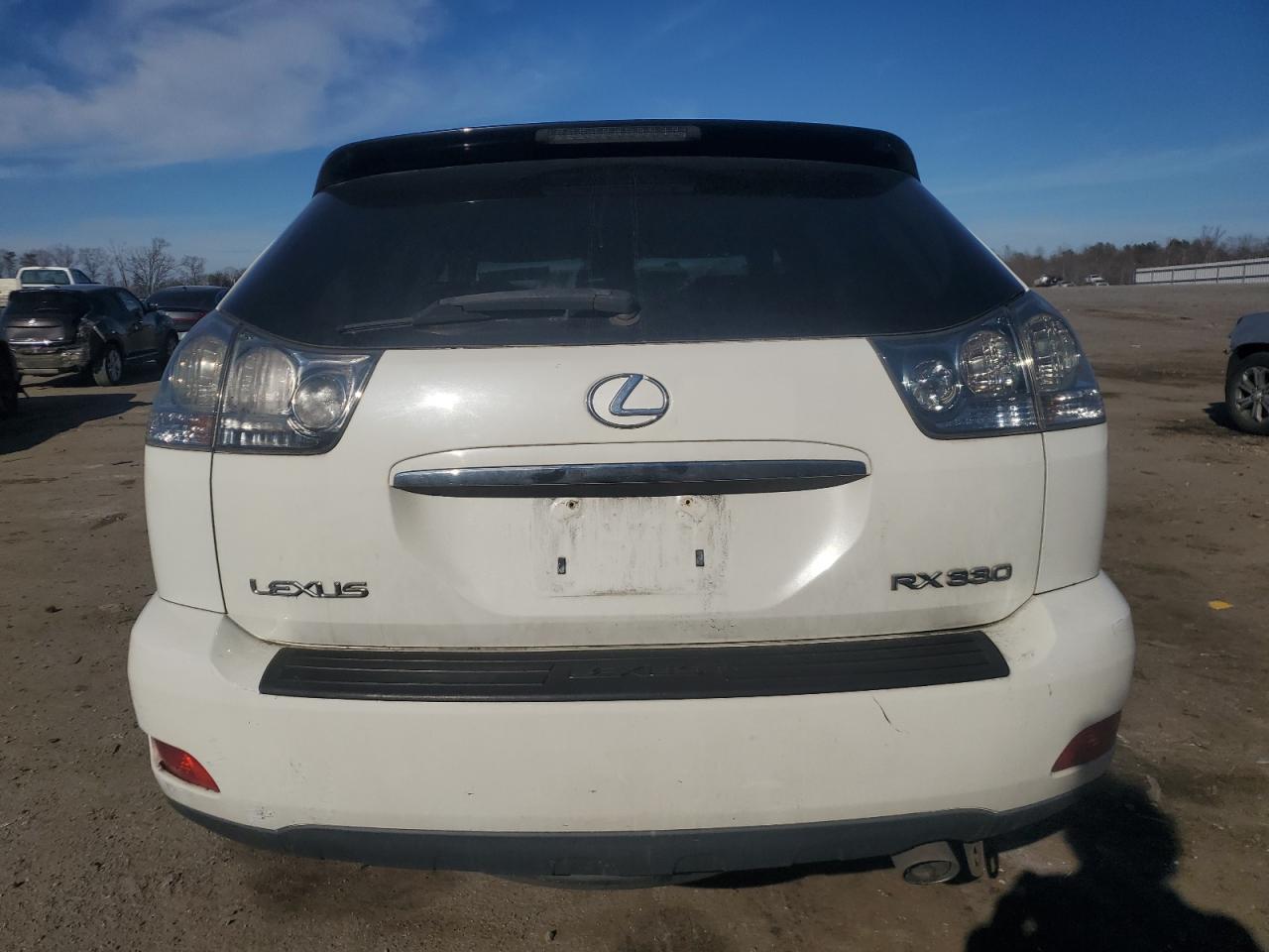 2005 Lexus RX - Image 6