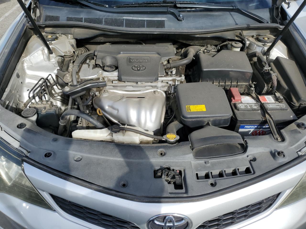 2014 Toyota Camry - Image 11