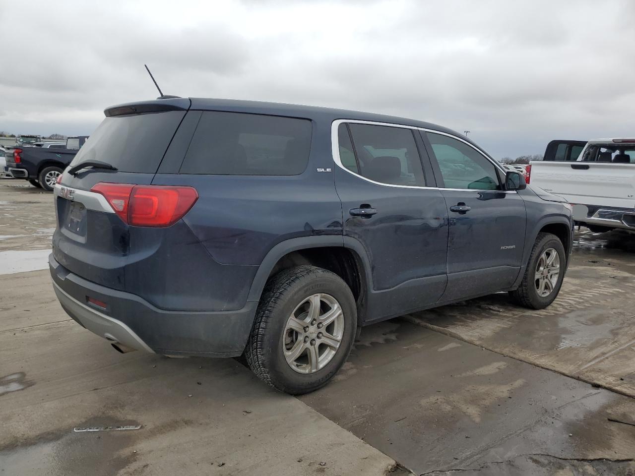 2017 GMC Acadia - Image 3