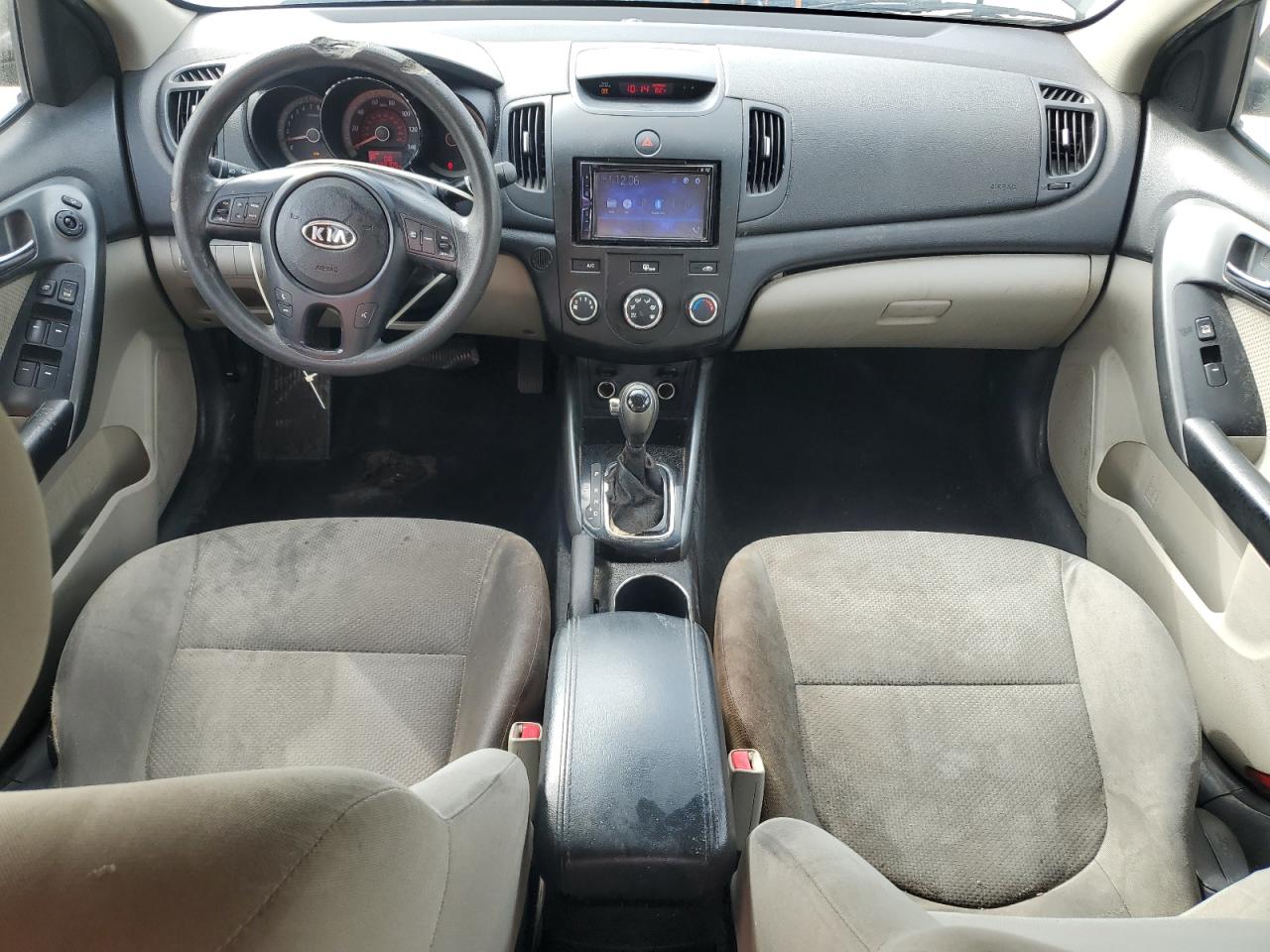 2013 Kia Forte - Image 8