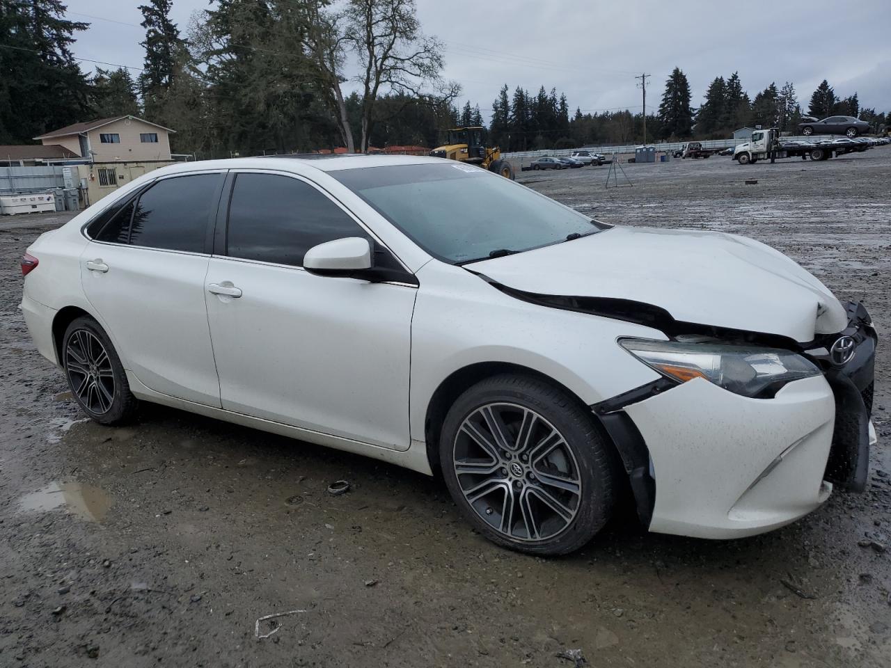 2016 Toyota Camry - Image 4