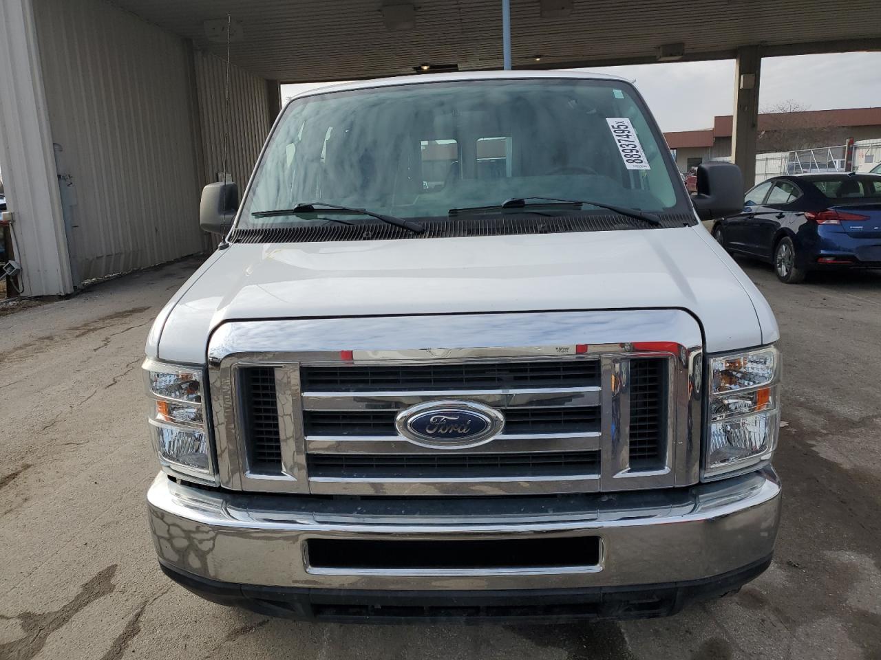 2013 Ford Econoline - Image 5