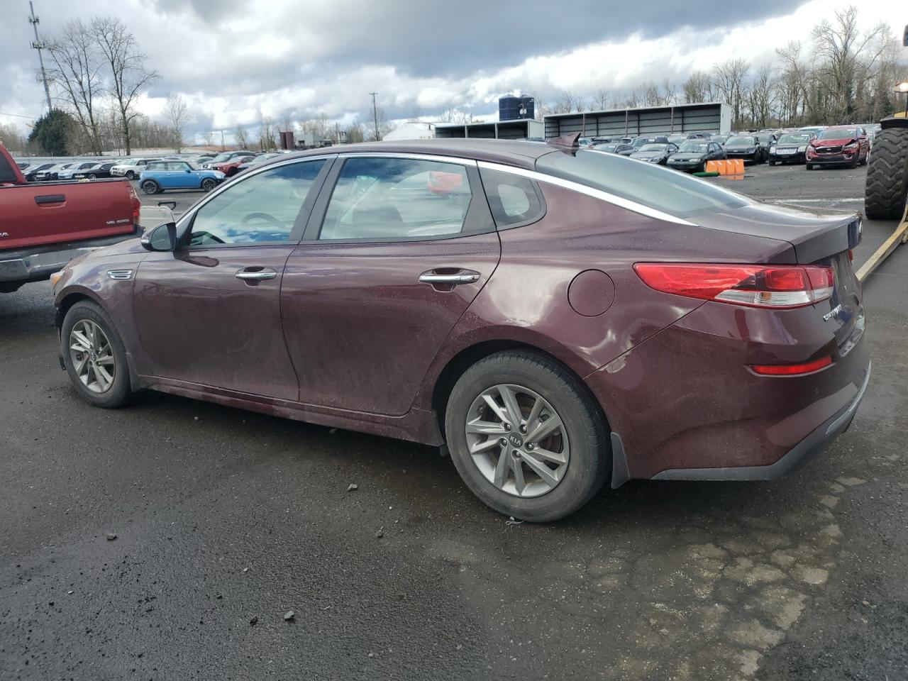 2019 Kia Optima - Image 2