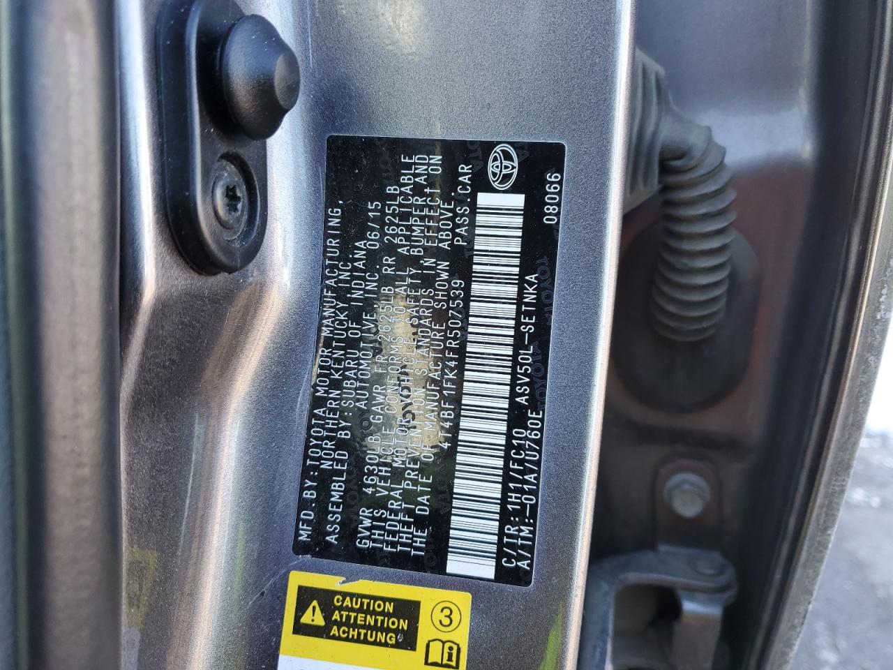 2015 Toyota Camry - Image 13