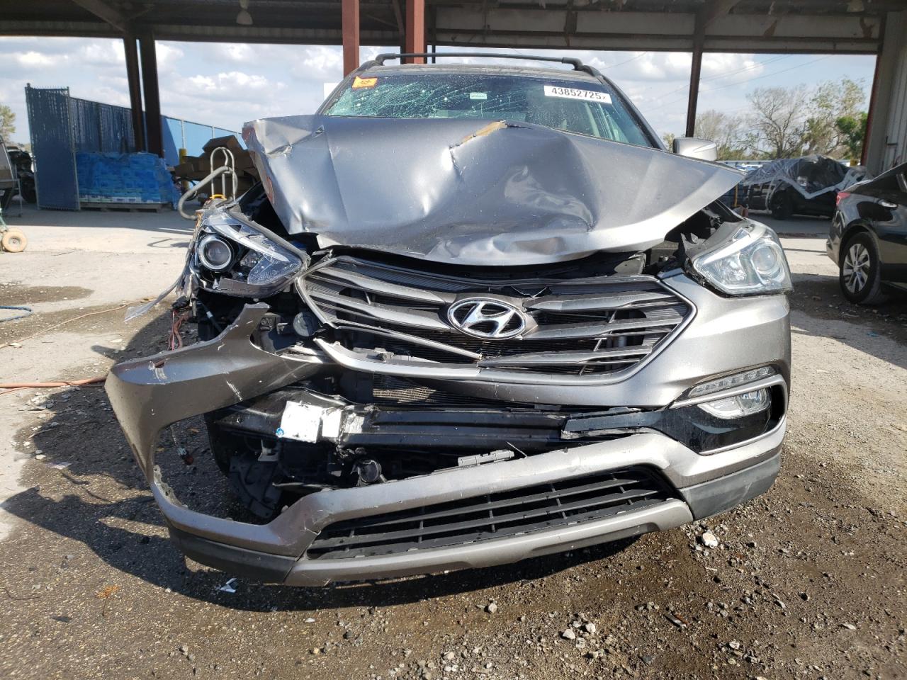 2017 Hyundai Santa Fe - Image 5