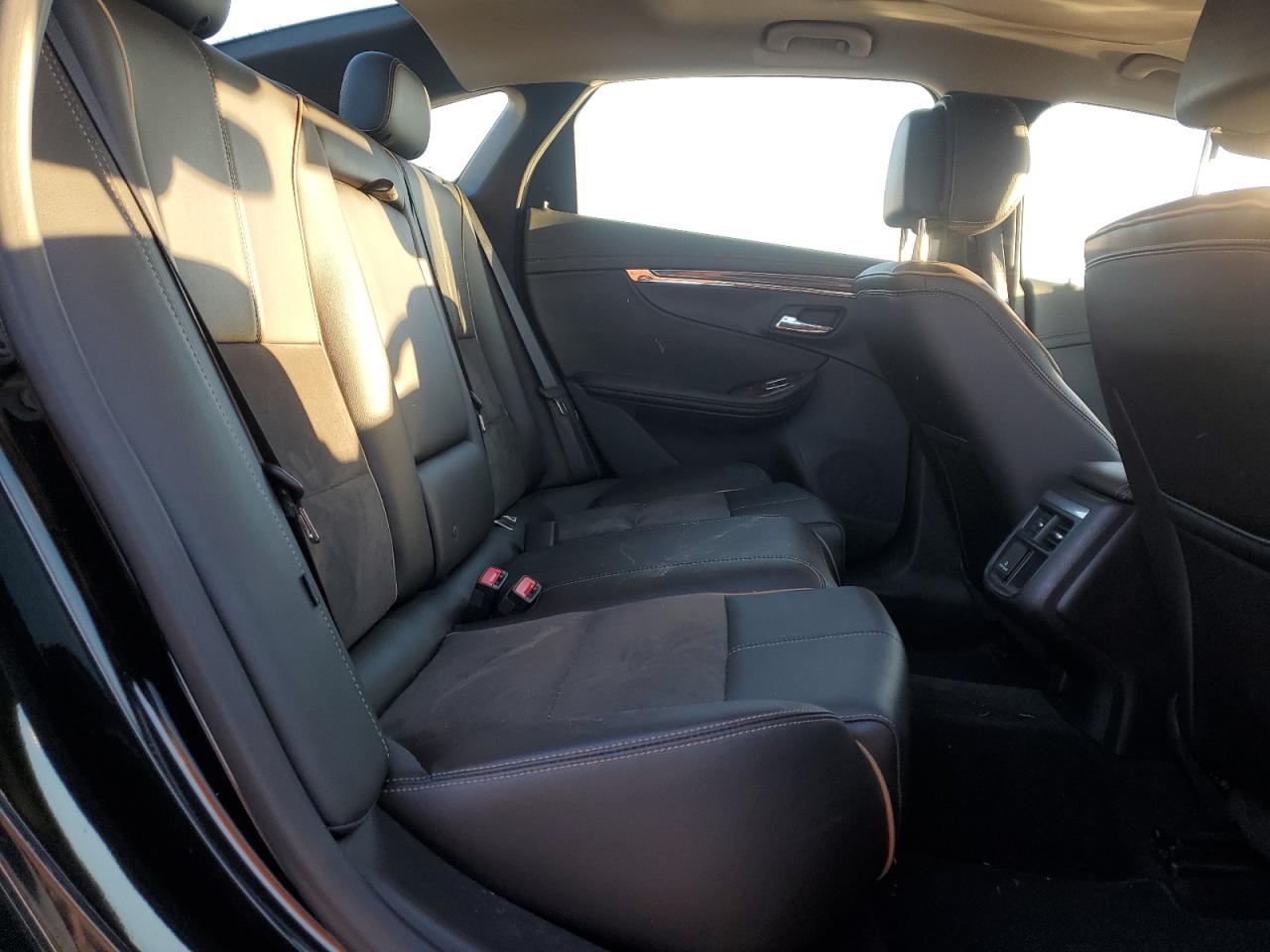2014 Chevrolet Impala - Image 10