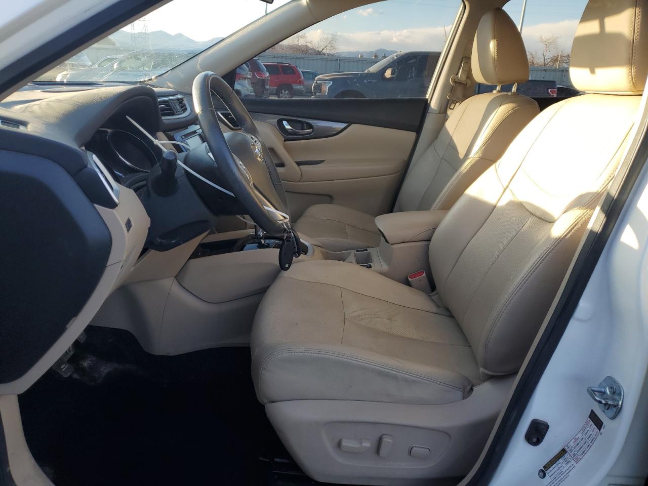 2016 Nissan Rogue - Image 7
