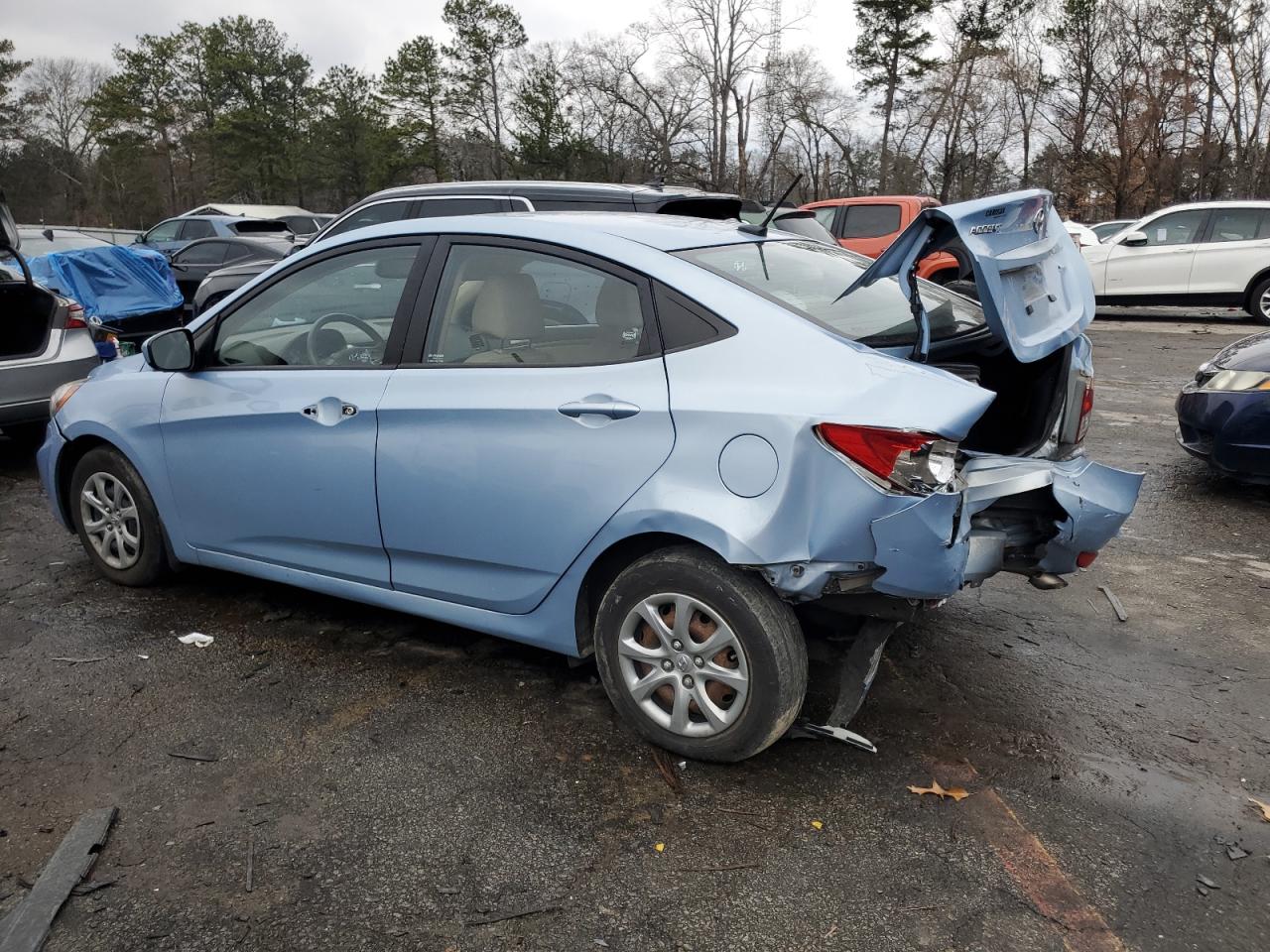 2013 Hyundai Accent - Image 2