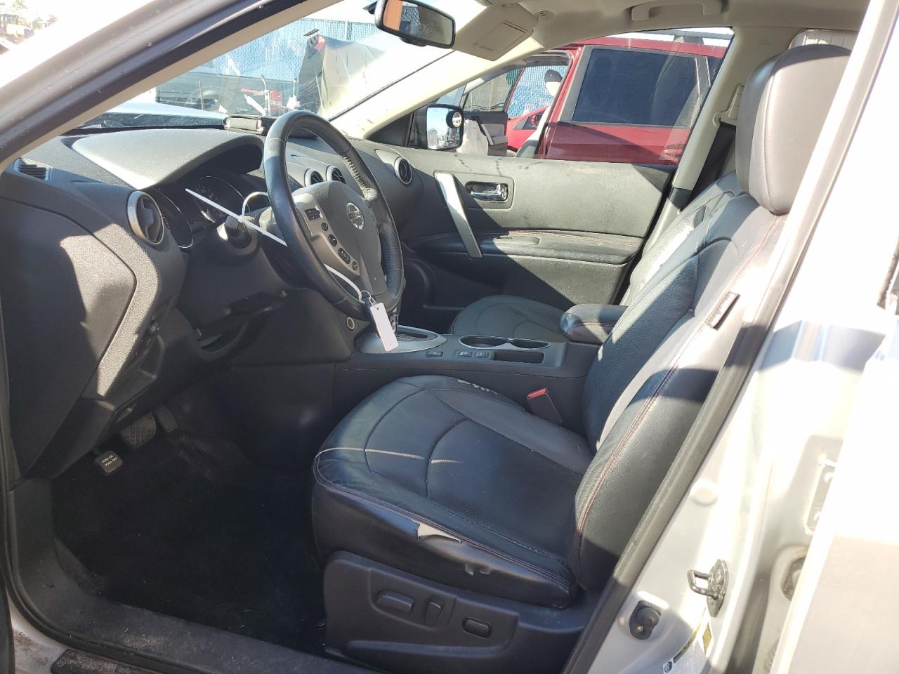2013 Nissan Rogue - Image 7