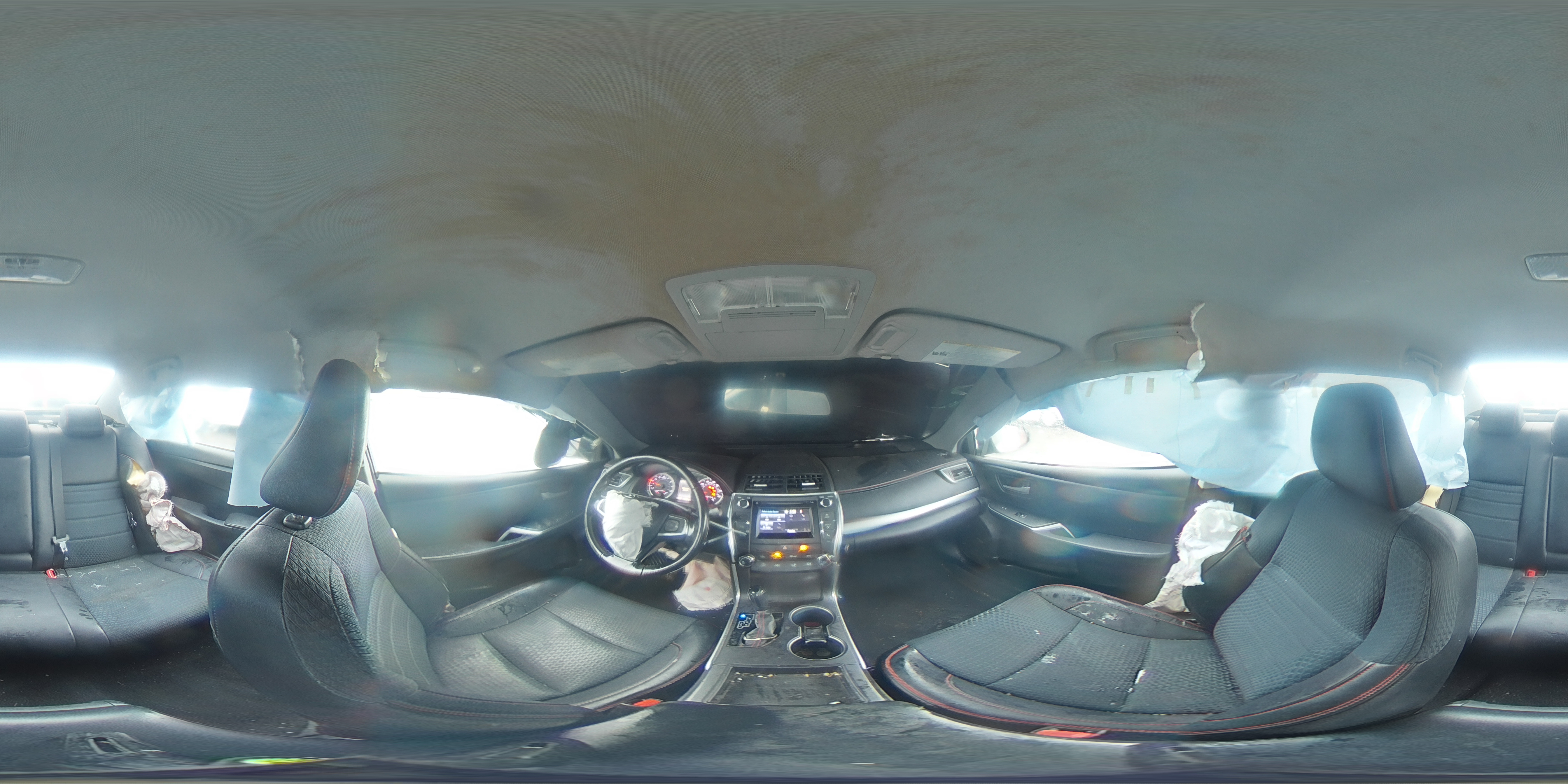 2015 Toyota Camry - Image 12