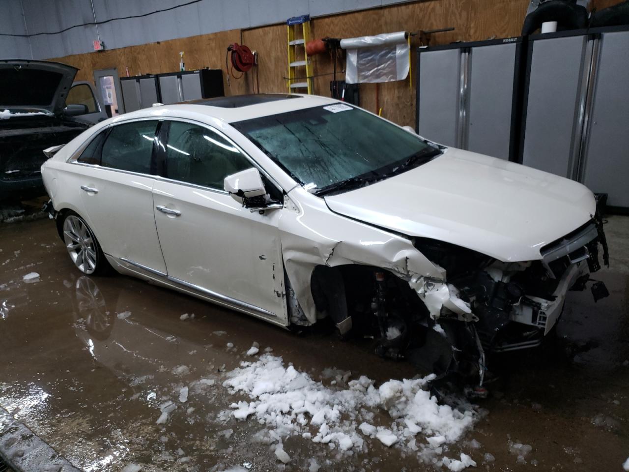 2015 Cadillac XTS - Image 4