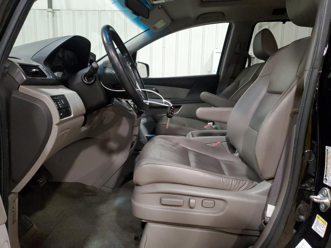 2012 Honda Odyssey - Image 7