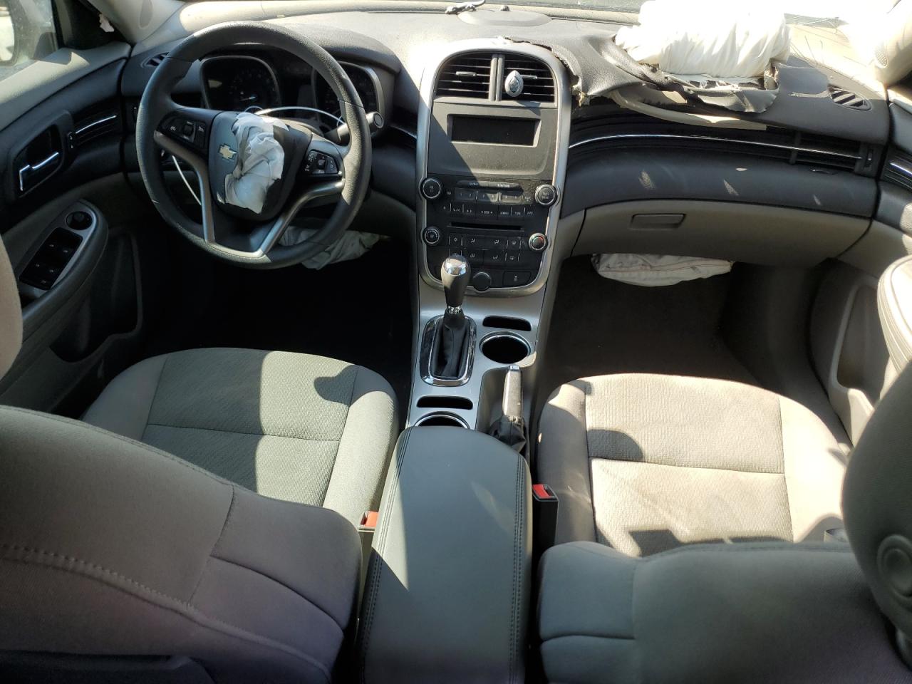 2015 Chevrolet Malibu - Image 8