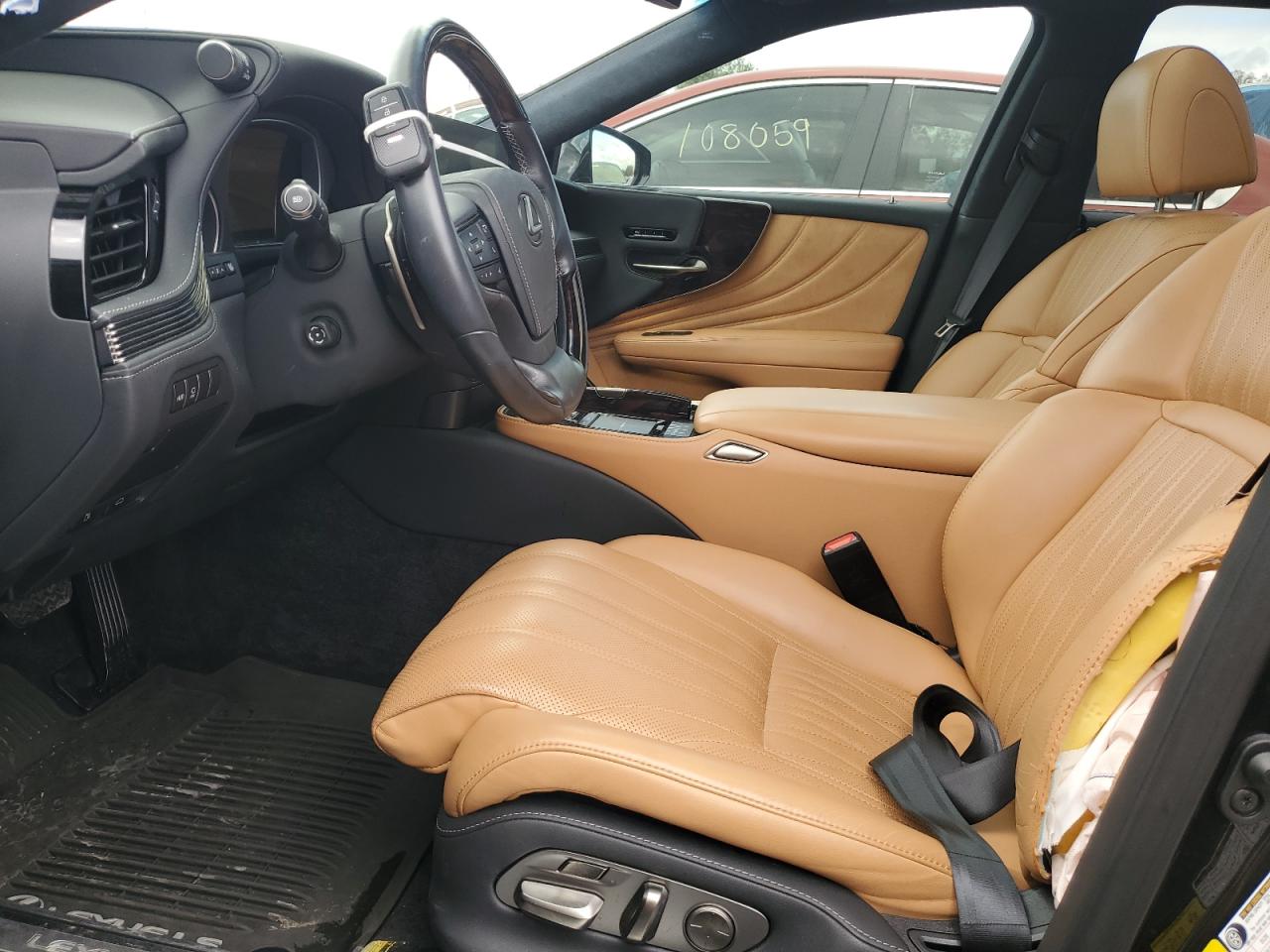 2022 Lexus LS - Image 7