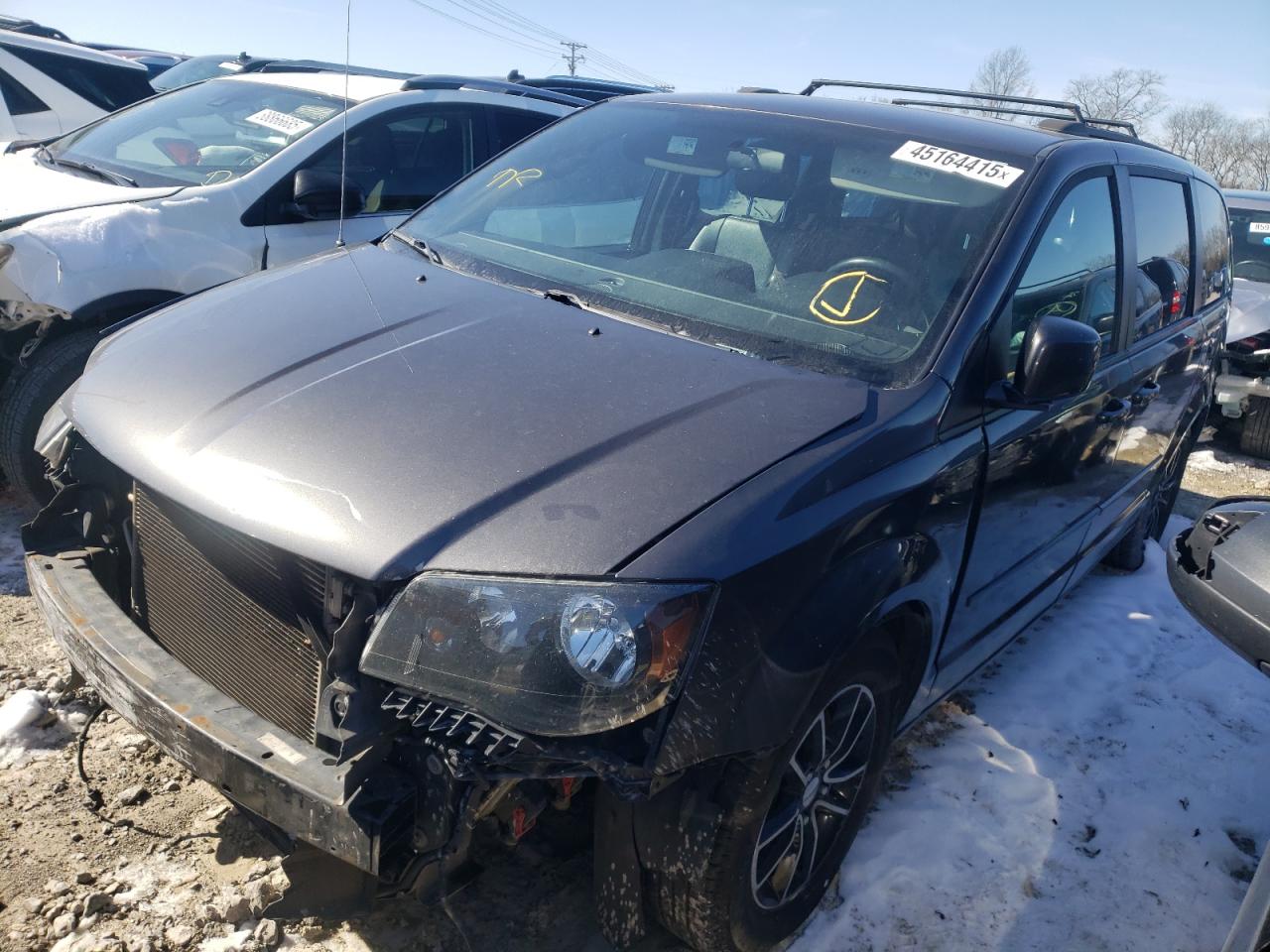 2016 Dodge Caravan - Image 1