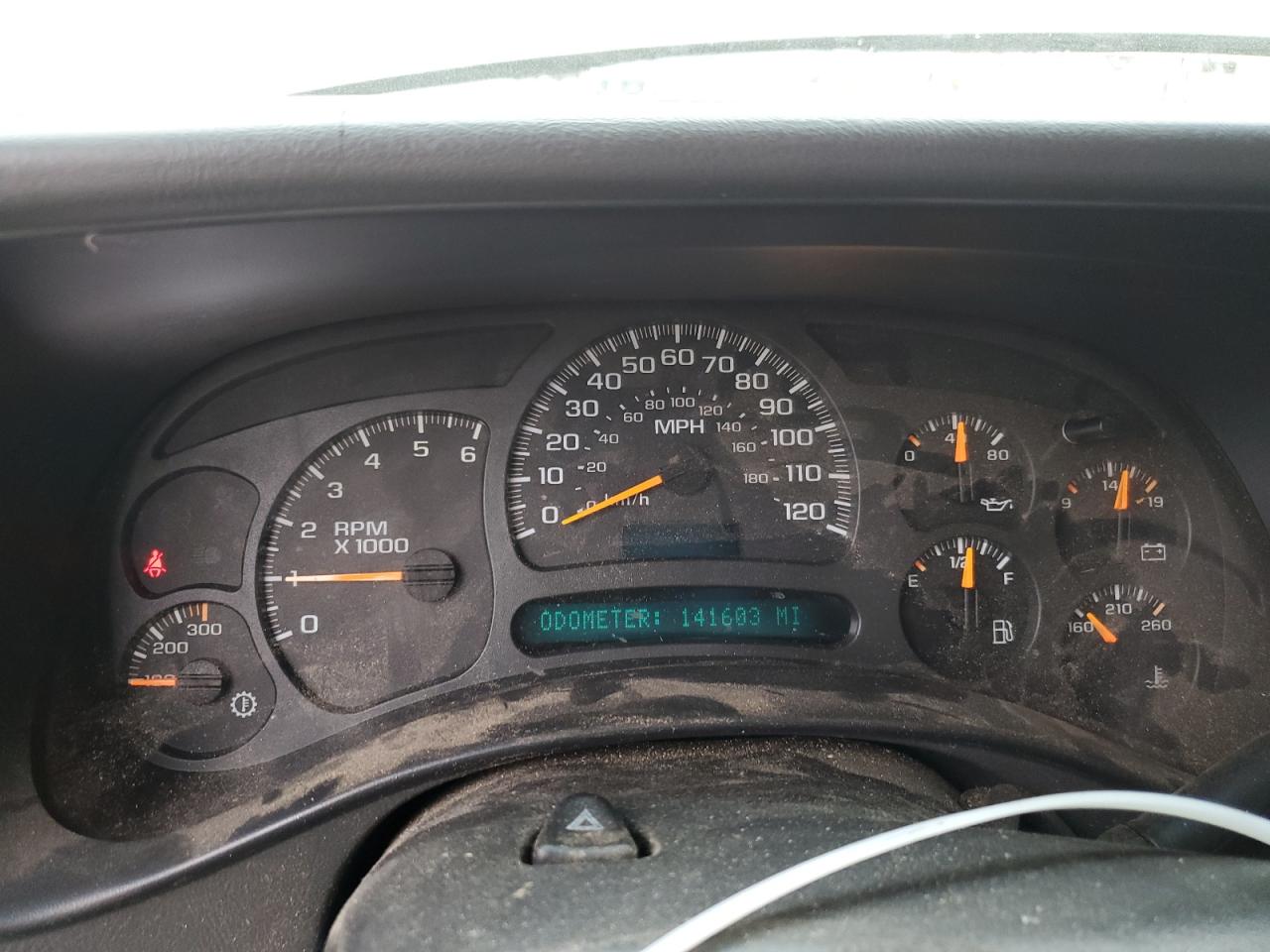 2003 Chevrolet Silverado - Image 9