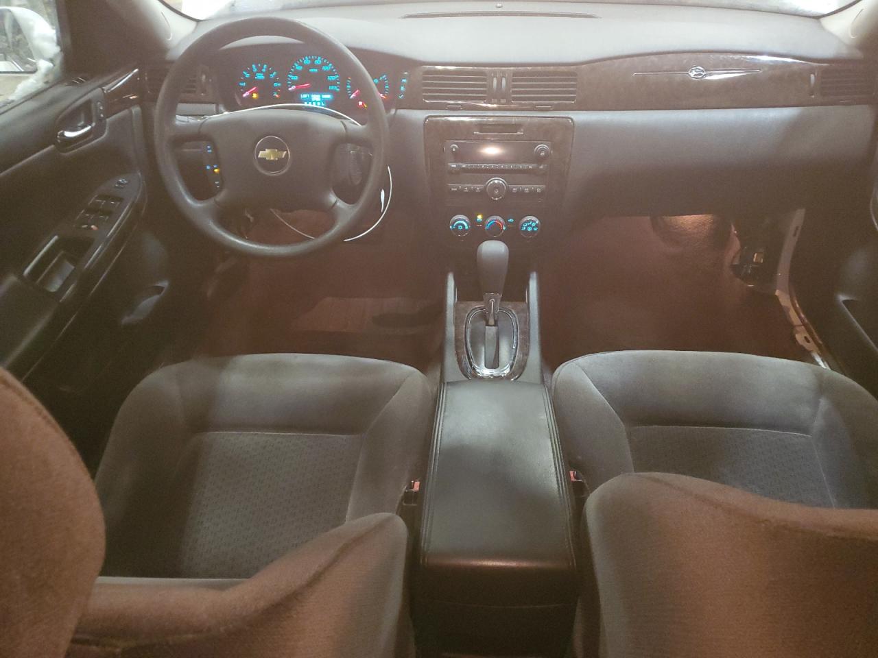 2012 Chevrolet Impala - Image 8