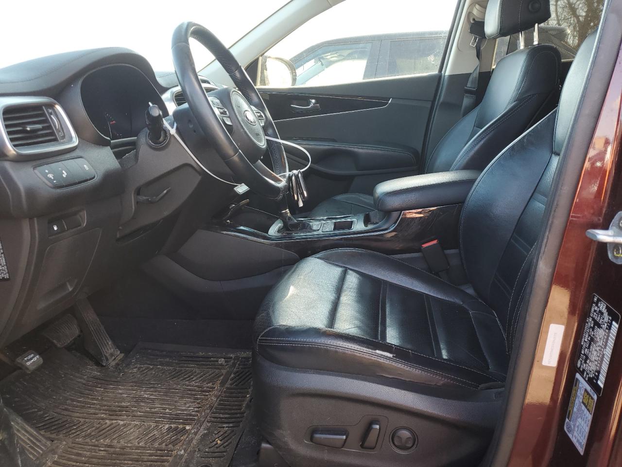2017 Kia Sorento - Image 7