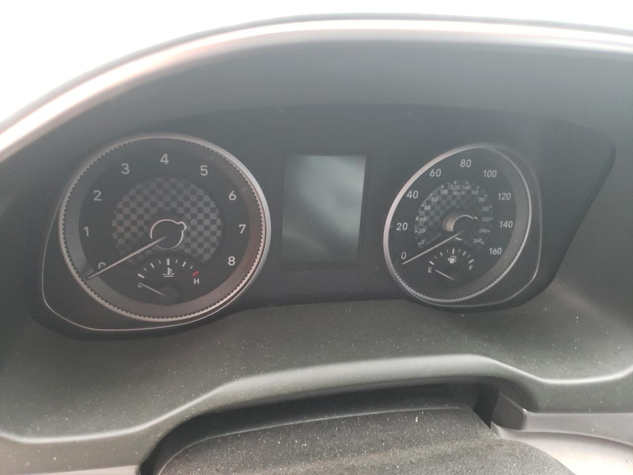 2019 Hyundai Elantra - Image 9