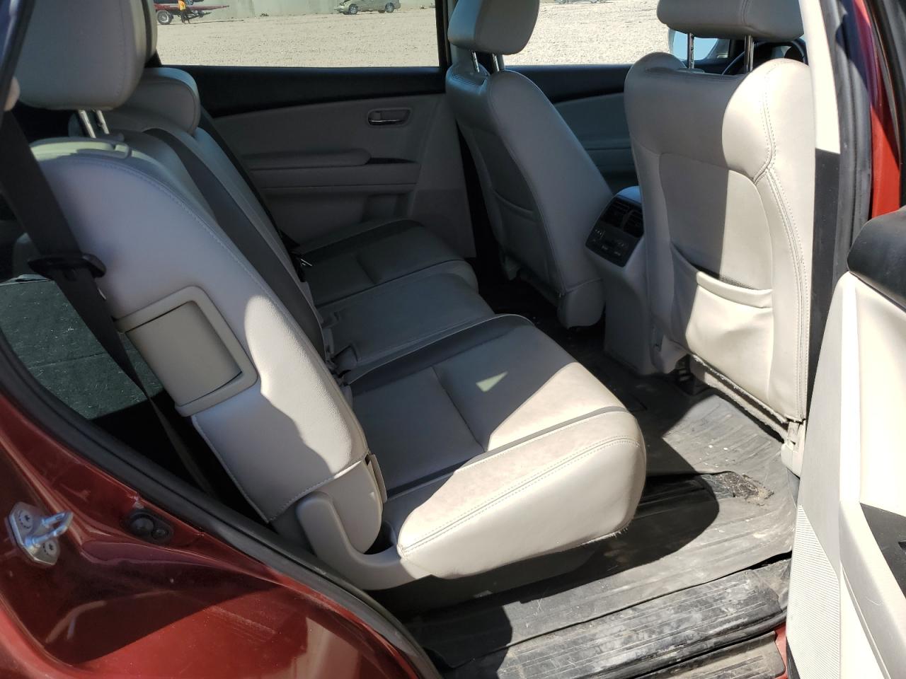 2012 Mazda CX-9 - Image 11
