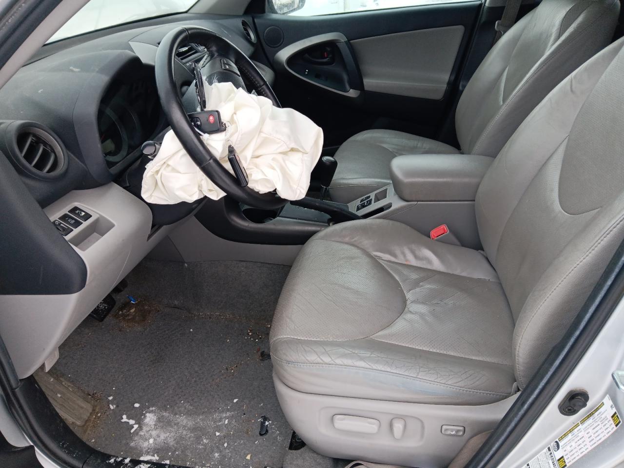2010 Toyota RAV 4 - Image 7