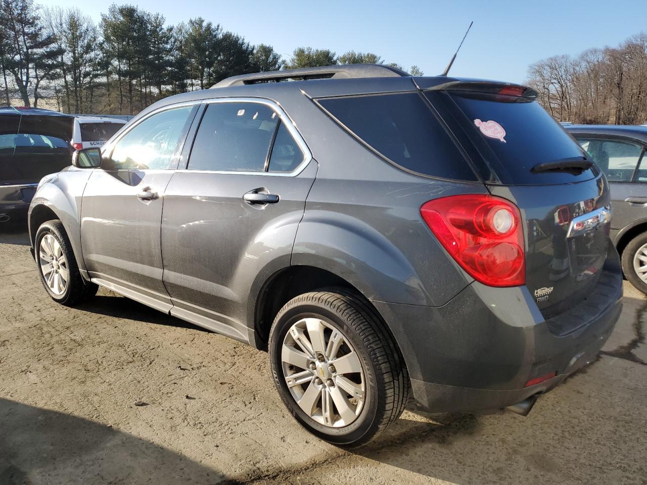 2010 Chevrolet Equinox - Image 2