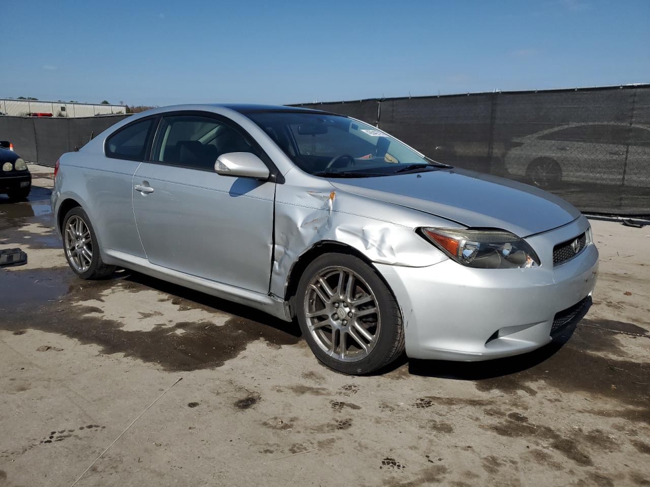 2005 Toyota tC - Image 4