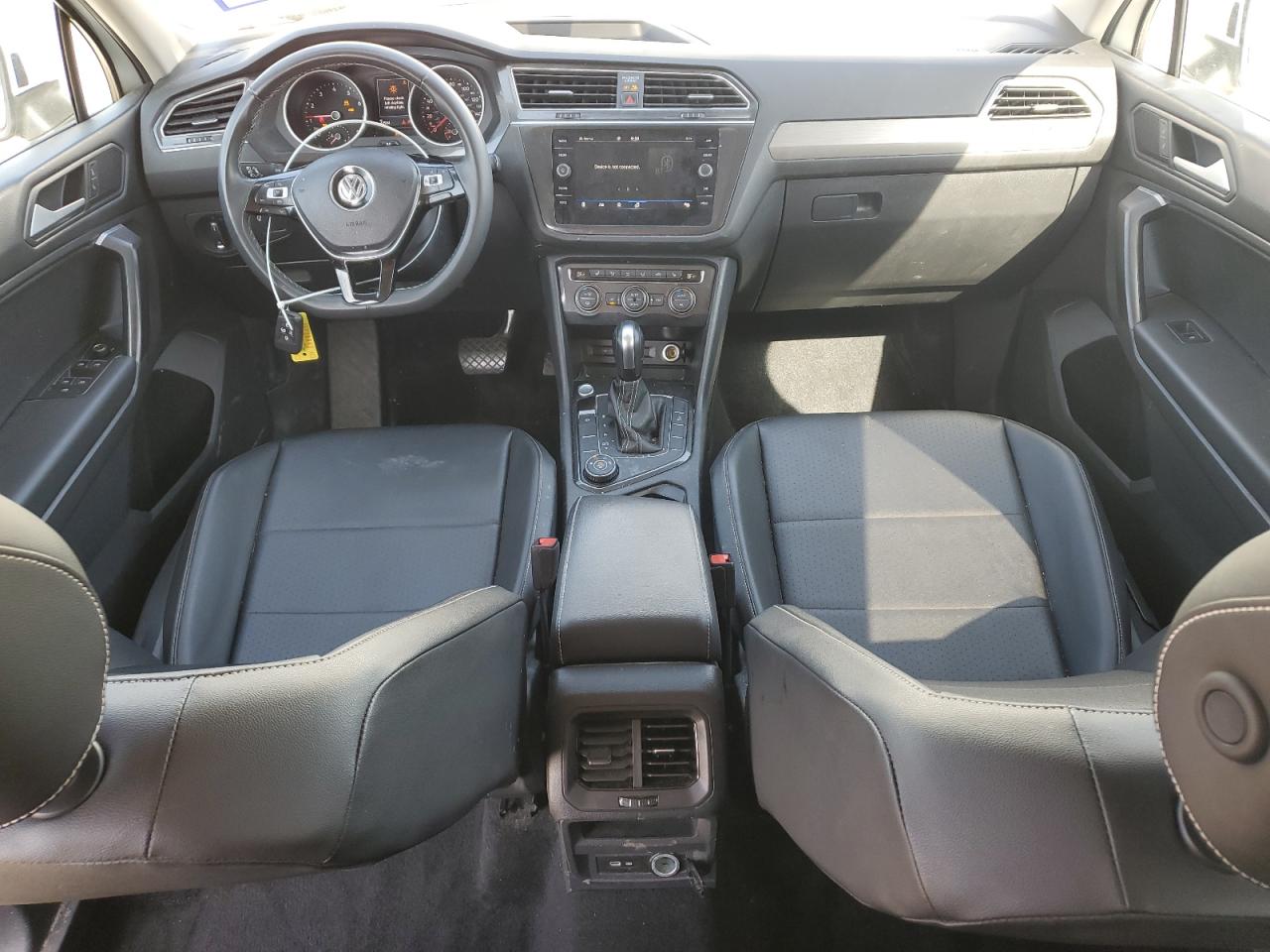 2021 Volkswagen Tiguan - Image 8