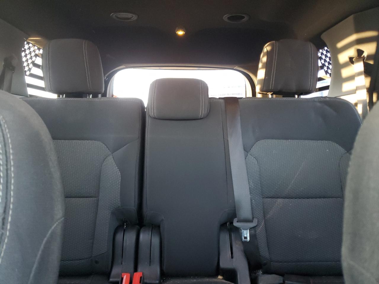 2017 Ford Explorer - Image 10