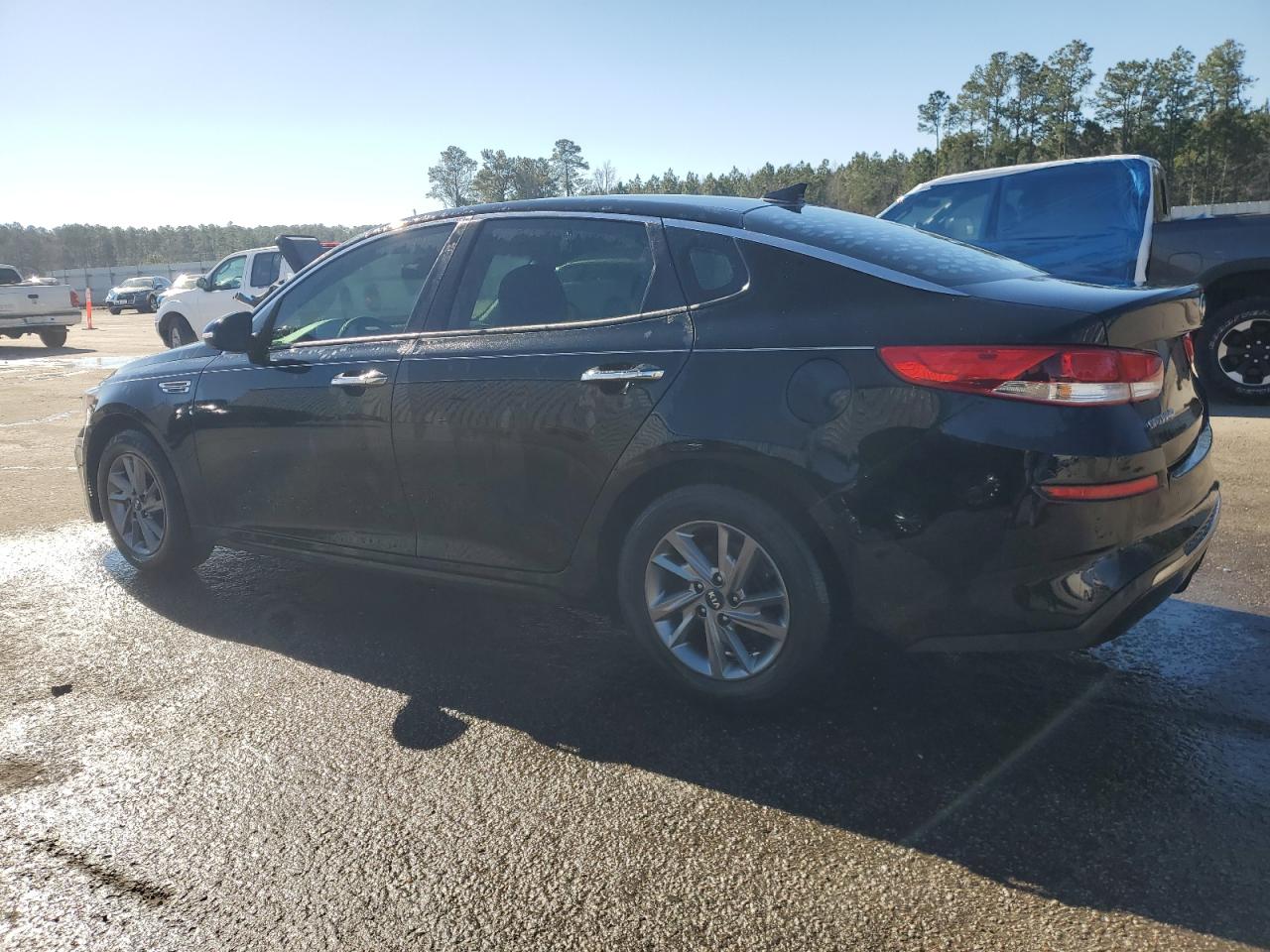 2019 Kia Optima - Image 2