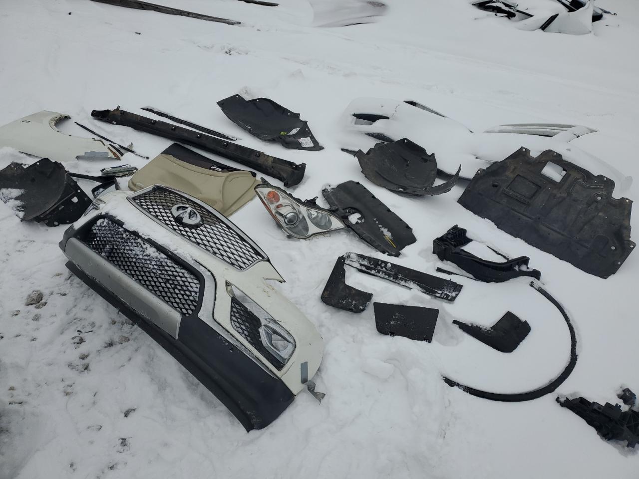 2016 Infiniti QX50 - Image 12